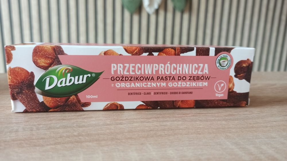 Pasta do zębów goździkowa