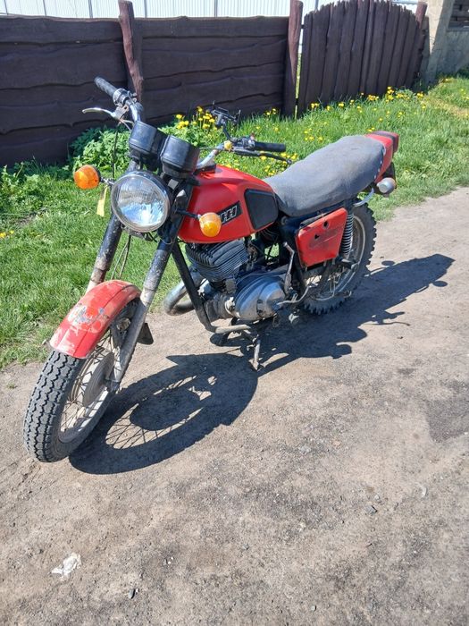 Продам срочно іж планету 5