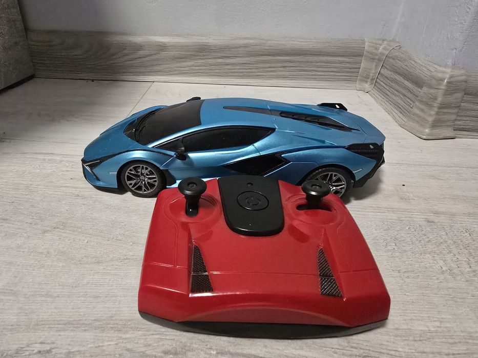 Машинка на радіоуправлінні Lamborghini 21см пульт 2.4Ghz