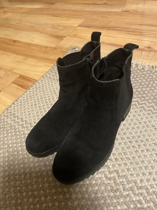 Czarne oryginalne wiosenne kozaki botki skechers skóra 38