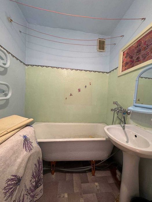 Двокімнатна квартира  Здолбунів-2  ,вулиця  Заводська       36000