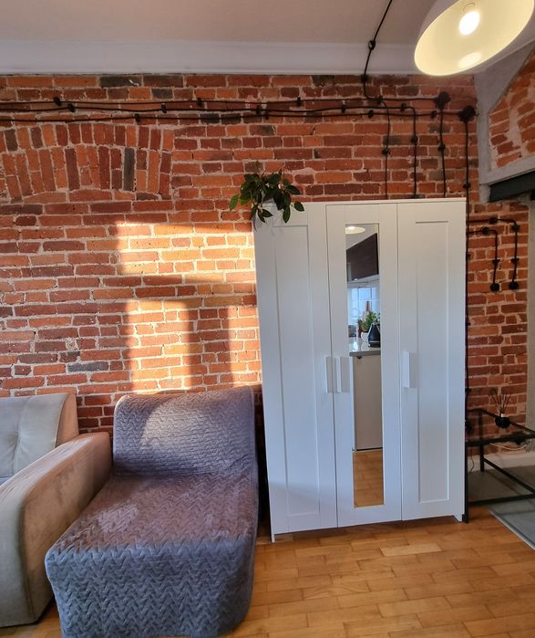 Komfortowy apartament w centrum, parking, wifi.