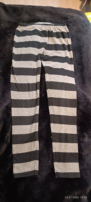 Leginsy w paski r. 146/152