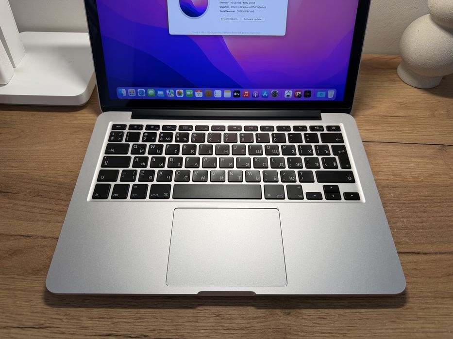 MacBook Pro 13’ 2015 Intel i5 16Gb RAM 256Gb SSD новий акб