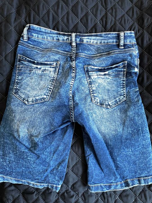 Krótkie jeansowe bawełniane spodenki przed kolano M 38 kieszenie