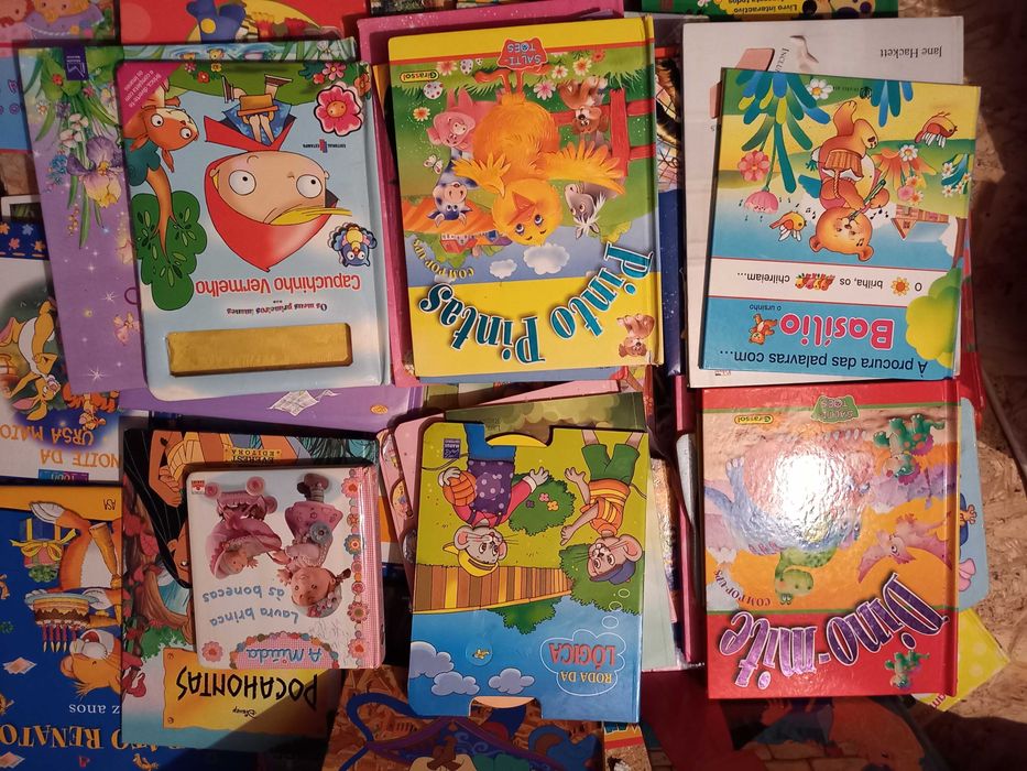 Livros infantis como novos