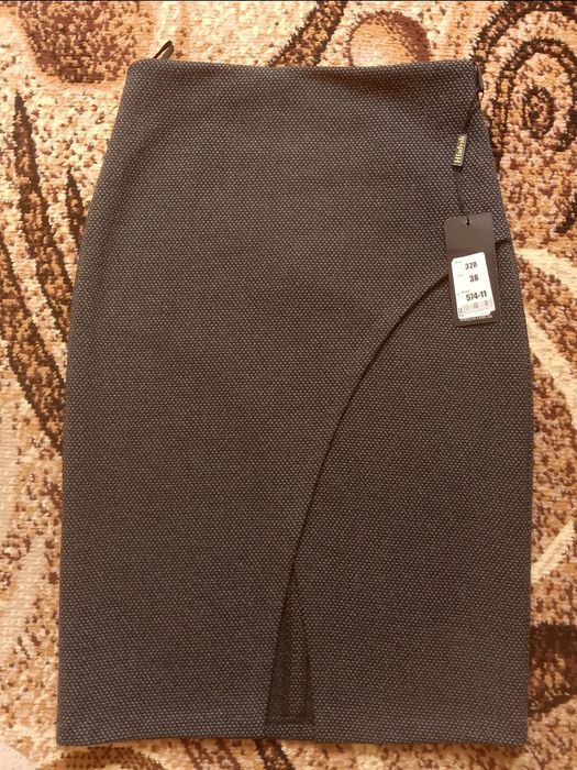 Спідниця тепла , нова