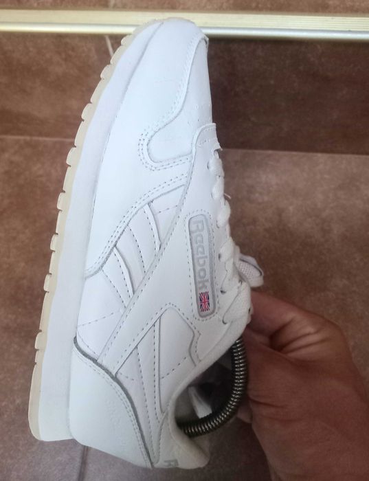 Кросівки легкі в місто на літо жіночі для дівчини оригінал Reebok 37 розмір 23.5 см устілка