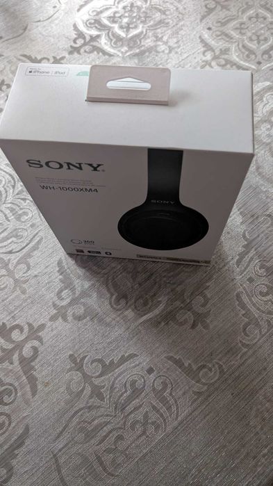 Auscultadores Noise Cancelling Bluetooth Sony WH-1000XM4 - Preto