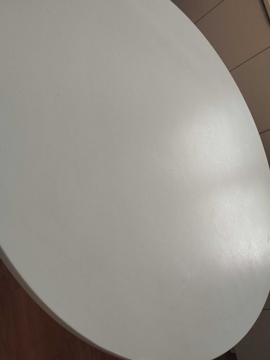 Mesa branco redonda 110cm diâmetro