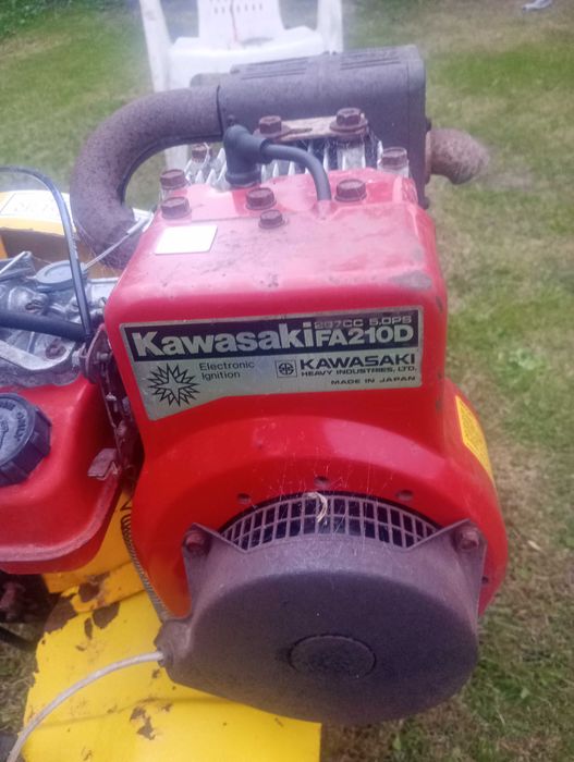 Glebogryzarka spalinowa