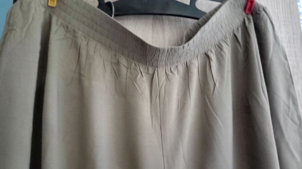 Damskie letnie spódnico - spodnie  42/44/46