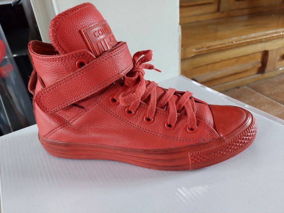 Trampki  skórzane Converse 37.5