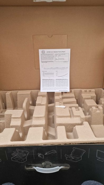 Dell U3219Q 32" 4K IPS USB-C, ідеальний стан