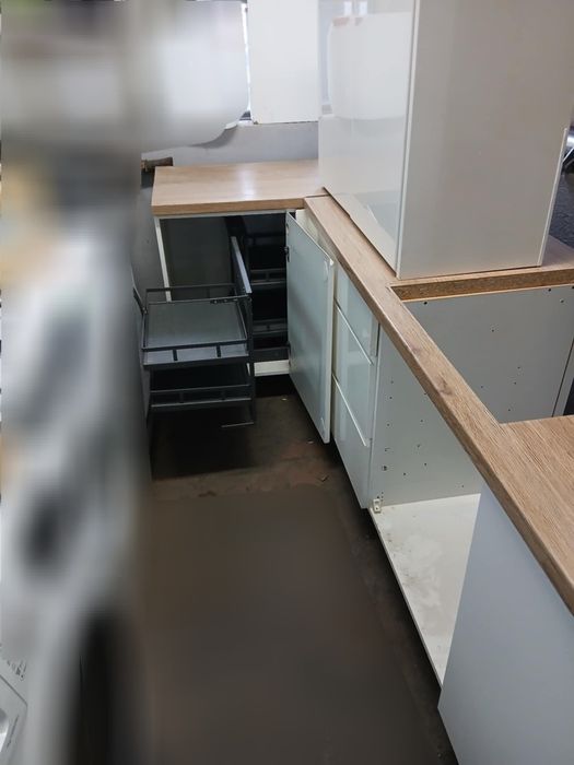 Meble kuchenne blum . Kuchnia szafki kuchenne