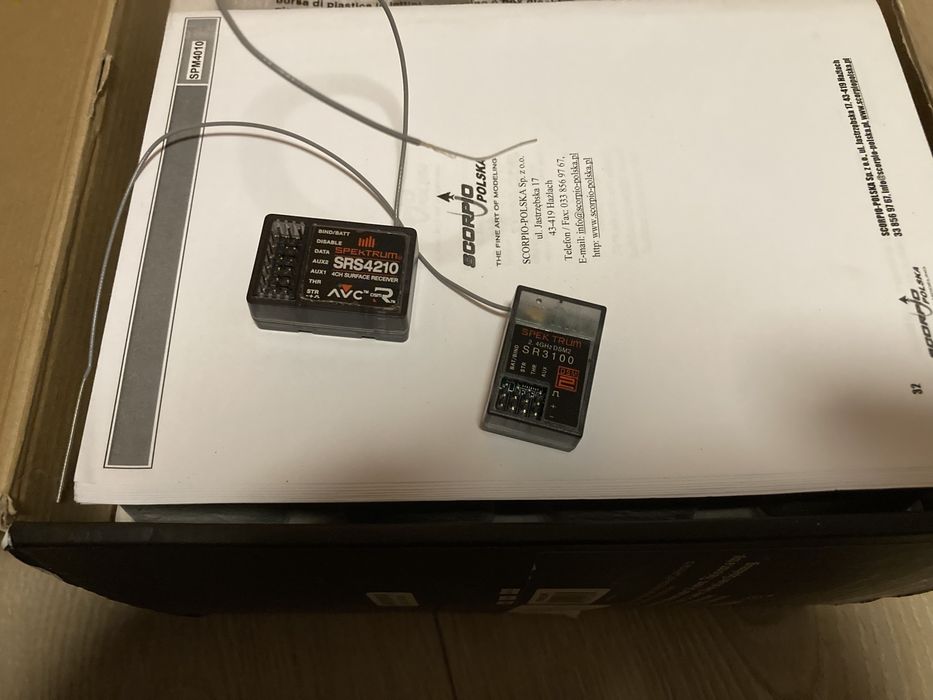 Aparatura Spektrum DX4S + SRS4210 AVC + SR3100