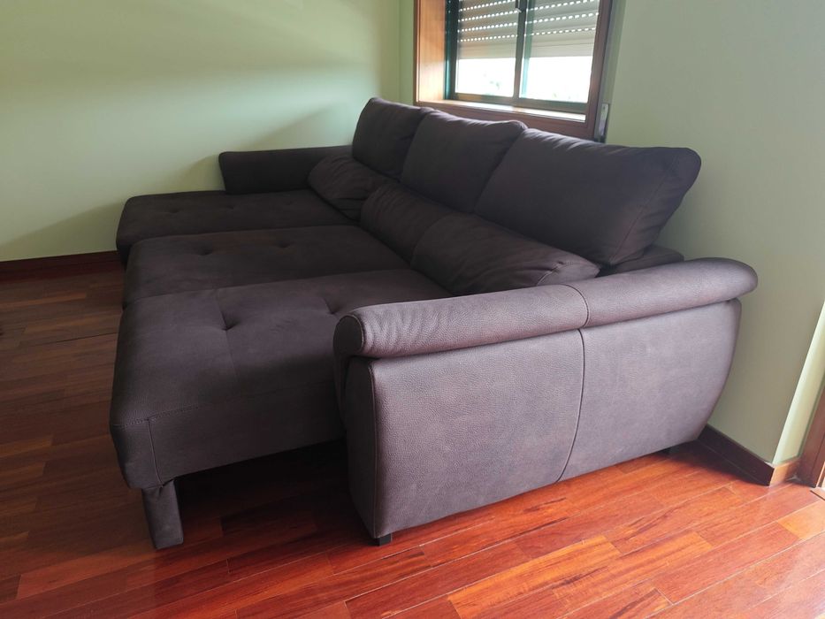 Sofá chaise longe de 4 lugares convertível em cama de casal modelo BENSON