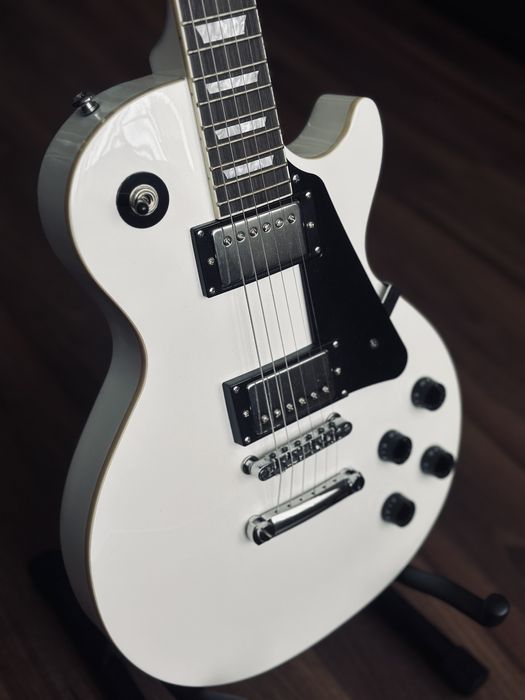 Продам електрогітару Deviser L-G9 Les Paul