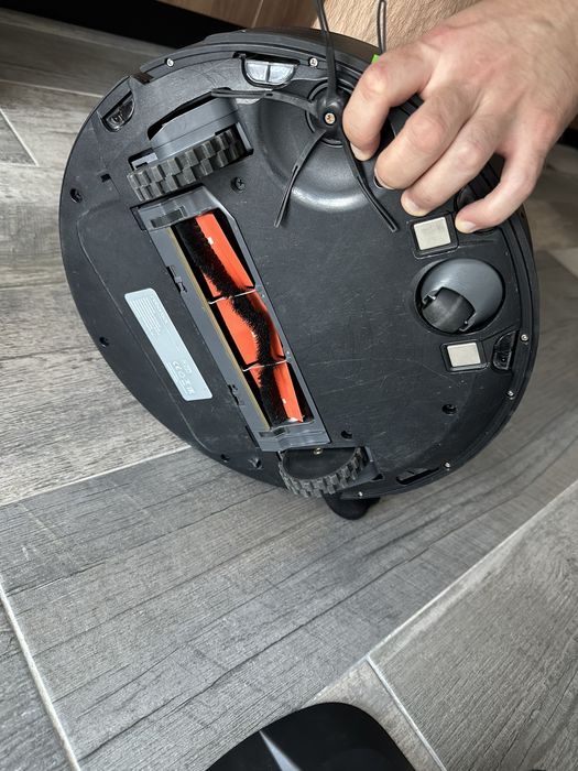 Миючий робот-пилисос RoboRock s6