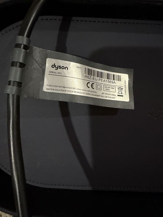 Продається фен Dyson в хорошому стані