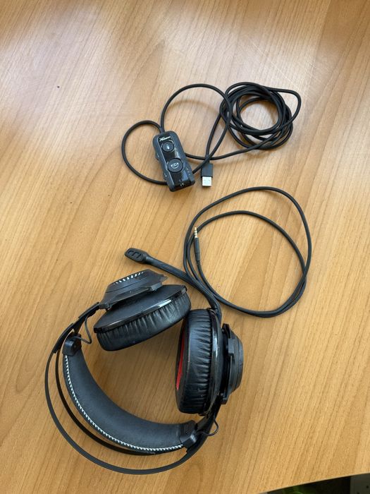 Ігрові Навушники HyperX Cloud Revolver S