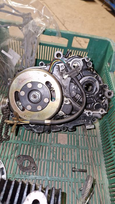 Czesci silnika 125ccm Chinski Cross