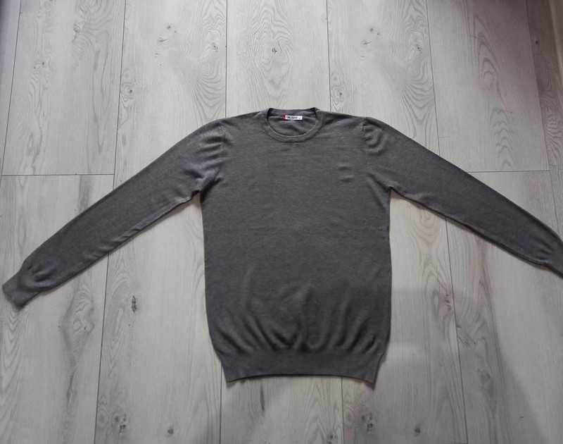 cienki sweter marki TMK Jeans roz. M
