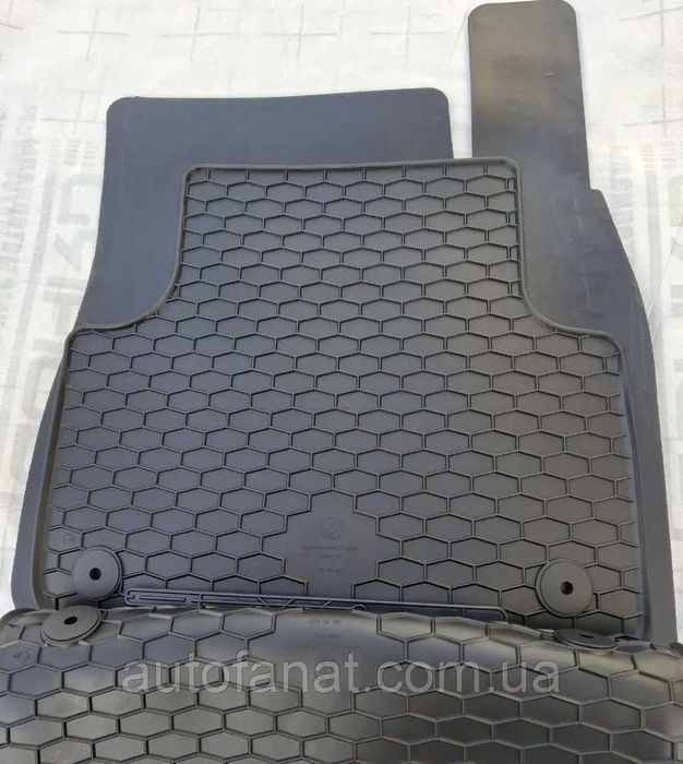 Audi Q7 (4M), Q8 | Коврики в салон Ауді | Килимки резинові, Чехія