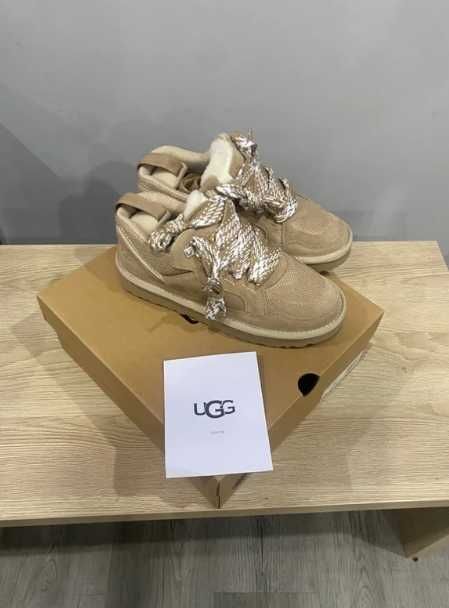 UGG Lowmel Sand R.36