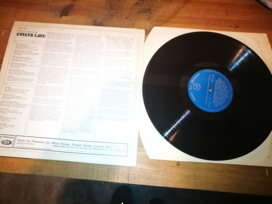 EVELYN LAYE - The Entrancing LP