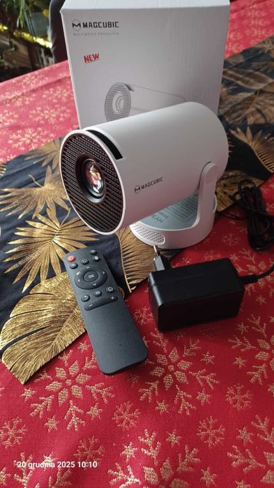 Projektor Magcubic HY300 Pro+ 4K Android 11  WiFi 6