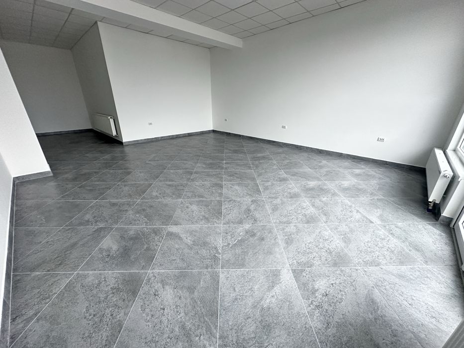 Здається в оренду комерційне приміщення, Тячів, Армійська (50 м²)