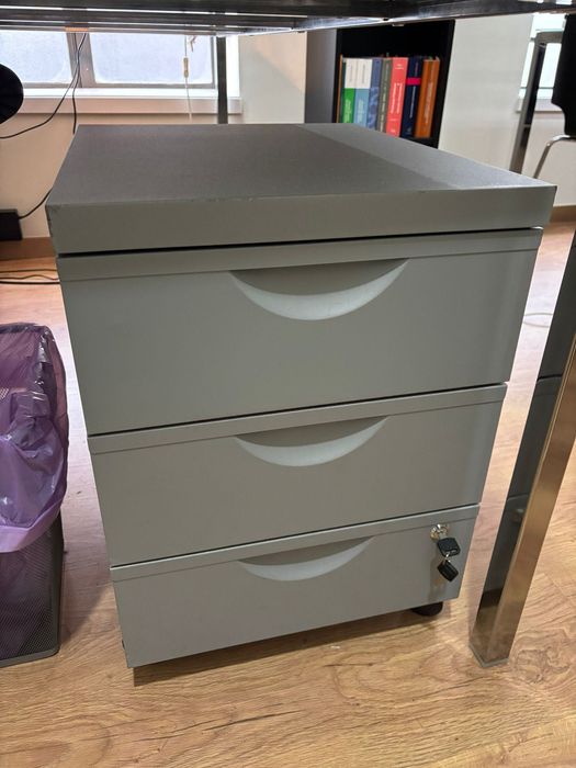 Bloco de gavetas de escritório