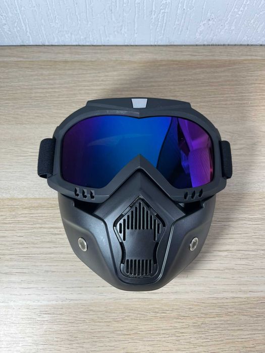 Máscaras de Motard com Óculos – Novas | Várias Cores | 7,50€ cada