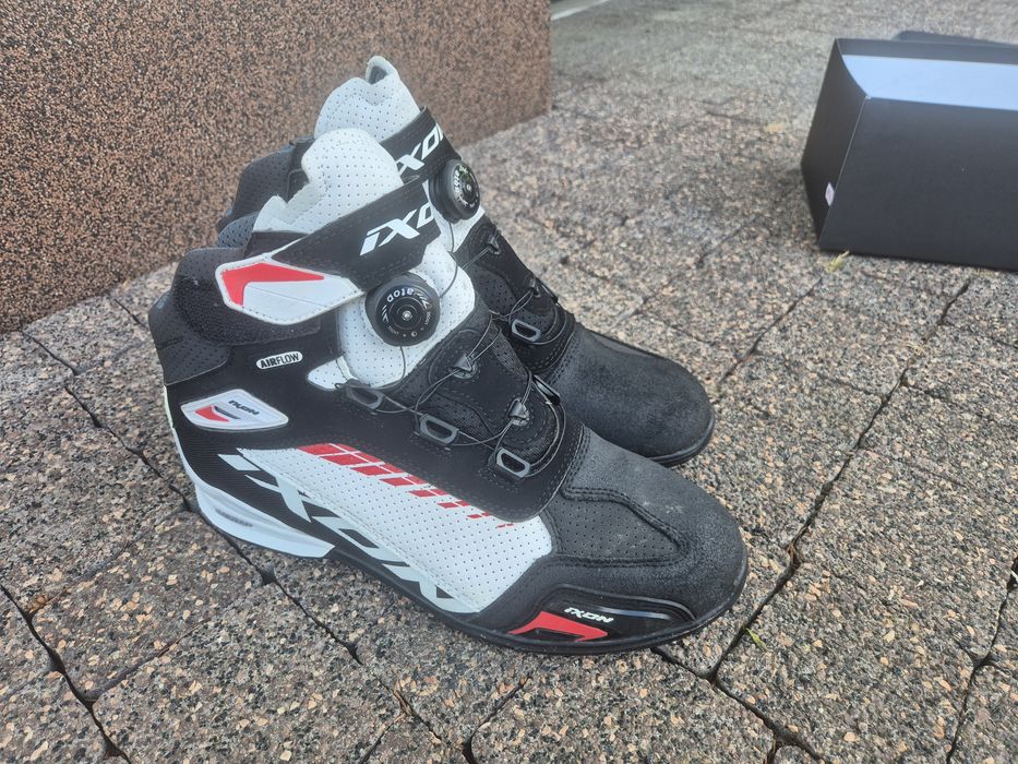 Buty motocyklowe Ixon Bull rozm. 42
