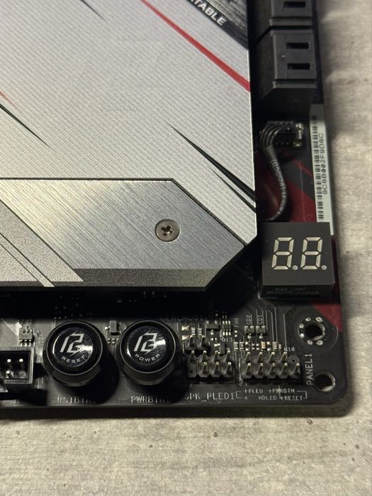 Комплект Ryzen 7 5700X, B550 PG Velocita, 32gb 3600mhz