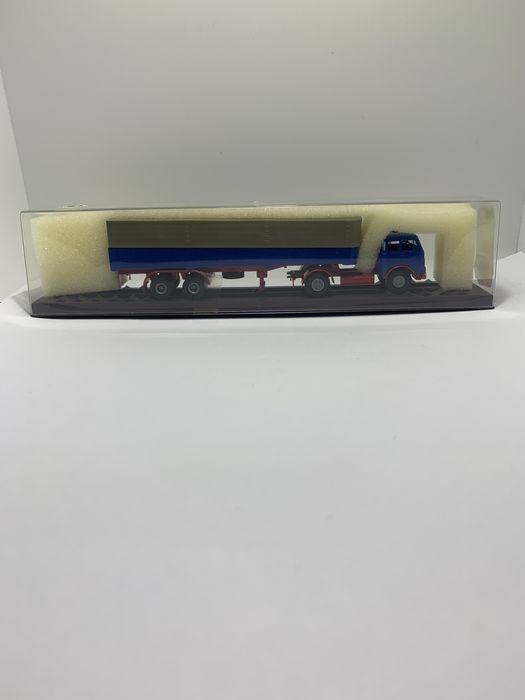 MAN 10.212 da Brekina escala 1/87