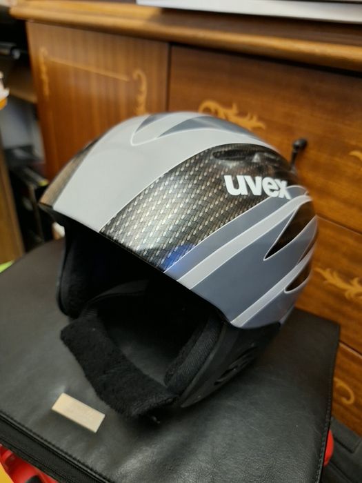 Kask narciarski dziecięcy UVEX 49-54