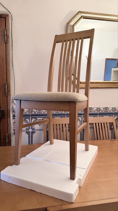 Mesa de Jantar Extensível (até 240cm) + Conjunto de 6 Cadeiras