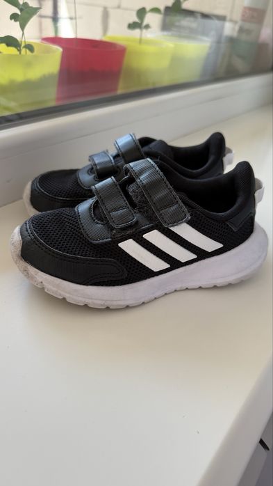 Кроссовки  adidas