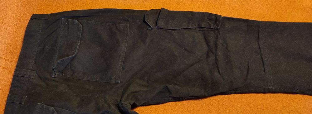 Czarne jeansy męskie bojówki rozmiar 46 B.P.C.