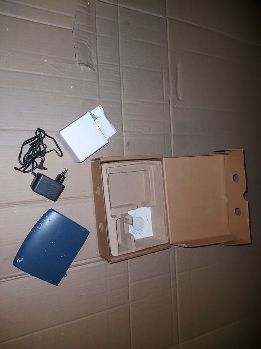 Модем з зарядкою