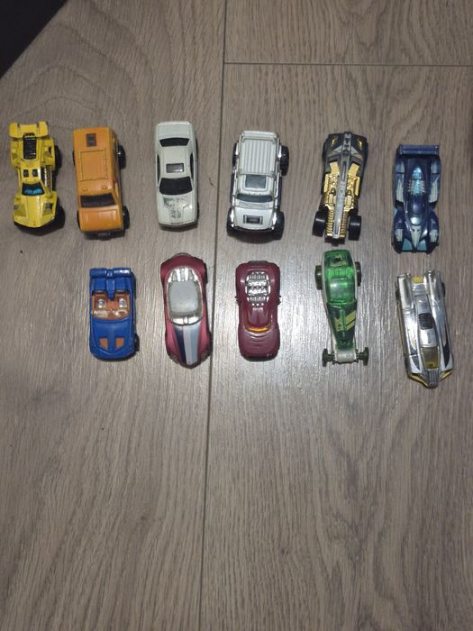 sprzedam hot wheelsy
