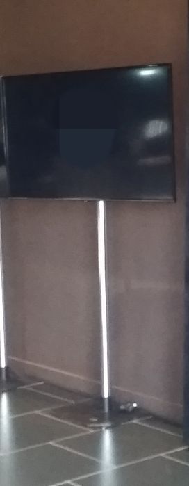 Suporte LCD 55" para Eventos64286042846083122