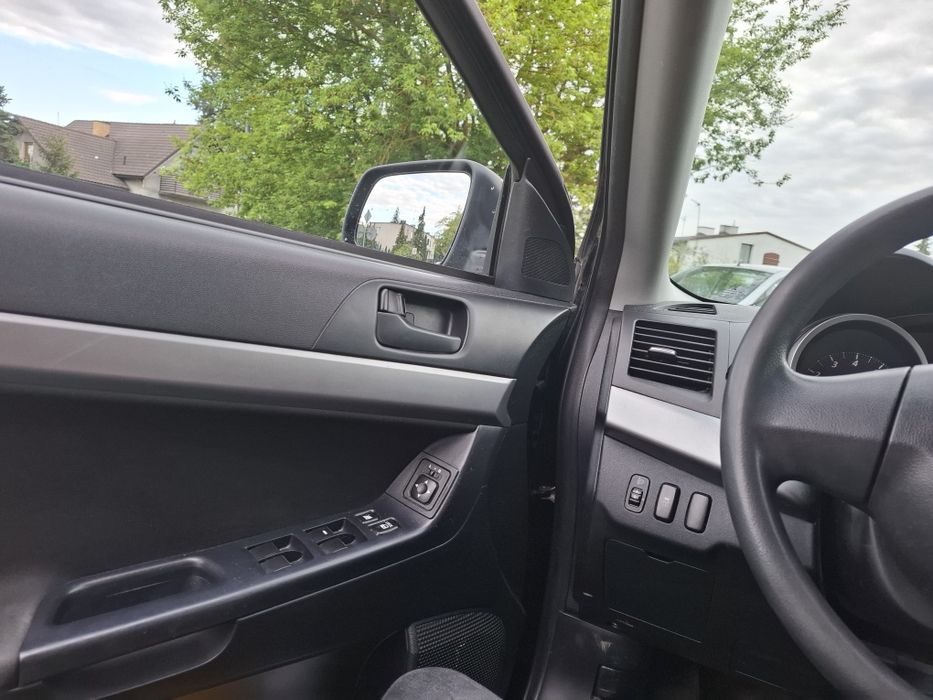Mitsubishi Lancer Sportback 2011 1.6 benzyna Polska