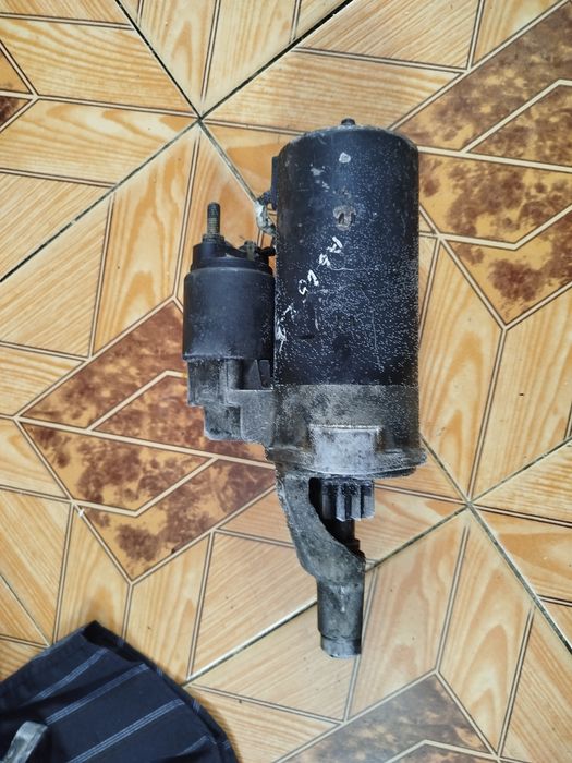 Стартер audi a6 c5 2.5 TDI підходить на passat b5 audi a4 b5