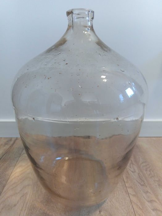 Gąsior na wino / SPRAWNY / 16 LITRÓW / balon / dymion /DARMOWA DOSTAWA