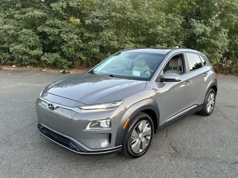 Hyundai Kona      2021