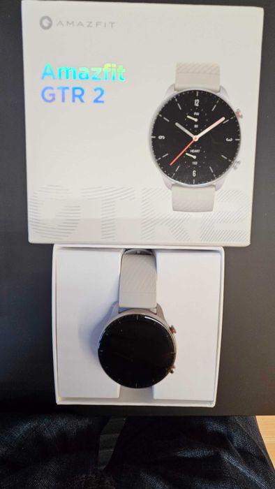 Smartwatch Amazfit GTR 2 - Silver. Ótimo estado.