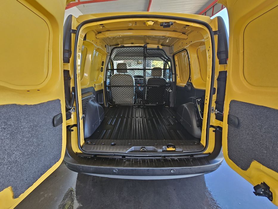 Renault kangoo impecável ano 2018